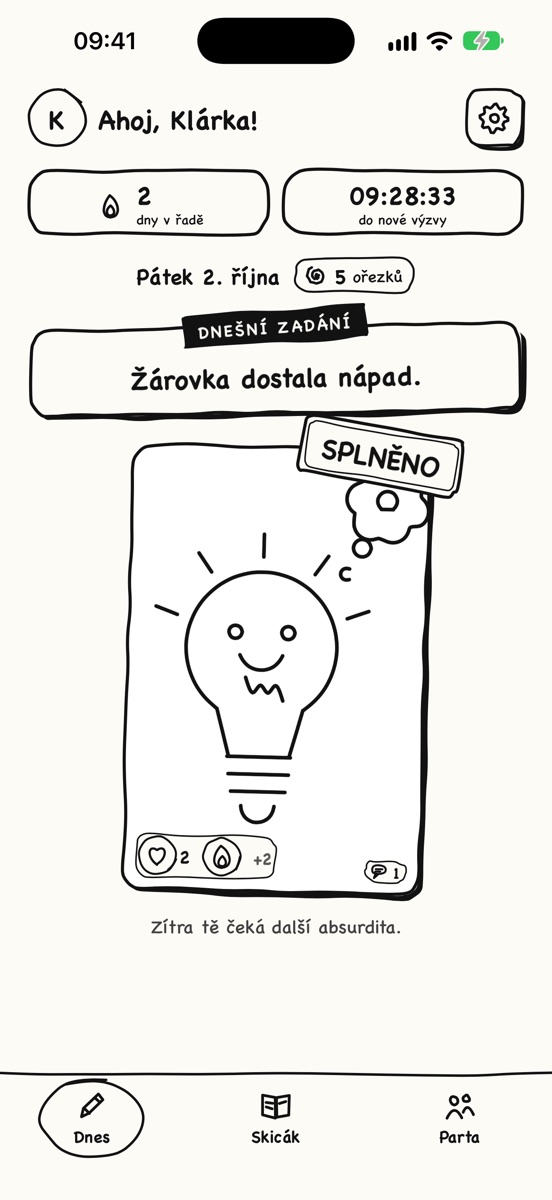 Obrazovka Dnes s nakreslenou žárovkou a razítkem Splněno